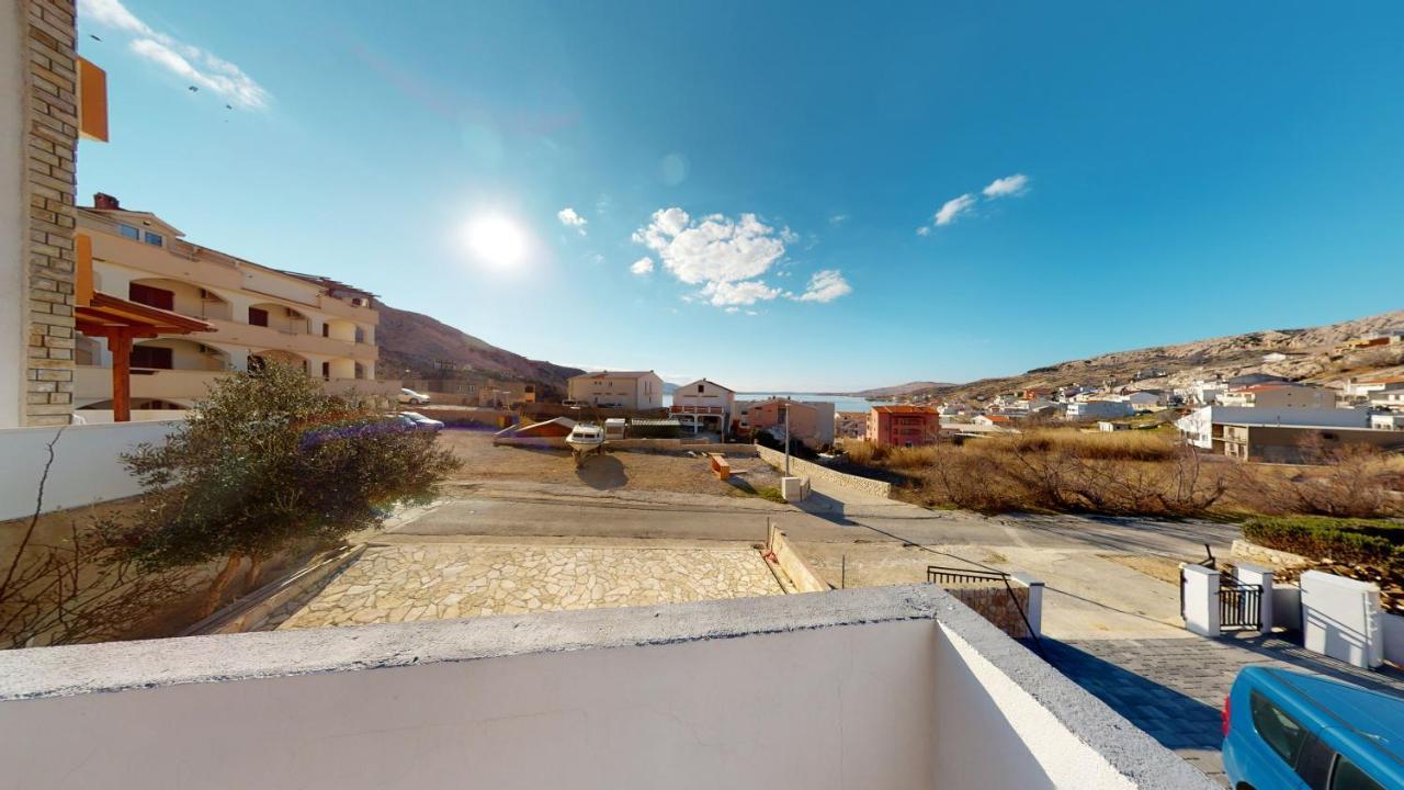 Apartments Riva Metajna Exterior photo