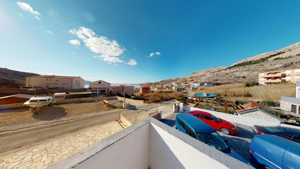 Apartments Riva Metajna Exterior photo