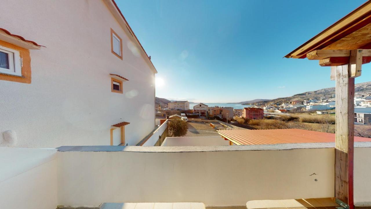 Apartments Riva Metajna Exterior photo