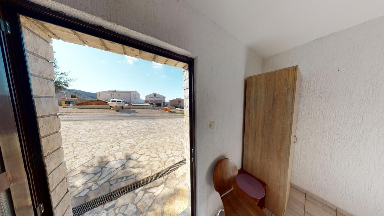Apartments Riva Metajna Exterior photo